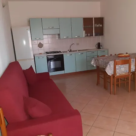Suaredda San Teodoro Apartament *