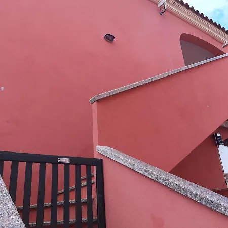 Suaredda San Teodoro Apartament *